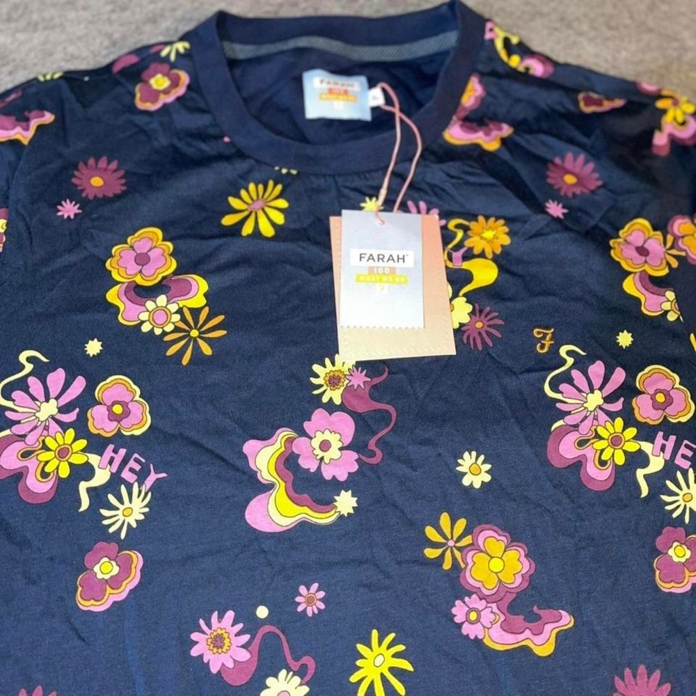 Farah 100 What We Do Mens XL Navy Blue Psychedelic Floral Graphic T-Shirt NWT